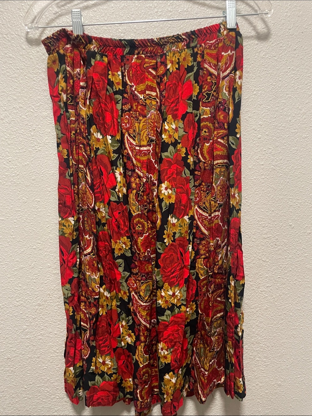 Vintage Matthew & David 2pc Knit Cardigan & Matching Floral Pleated Skirt Set - Picture 9 of 10